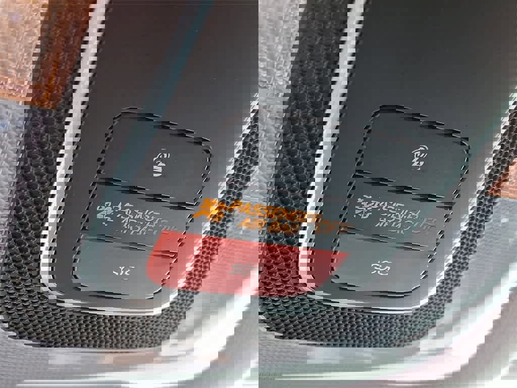 Used 2023 Hyundai Elantra SEL w/ Convenience Package image 25