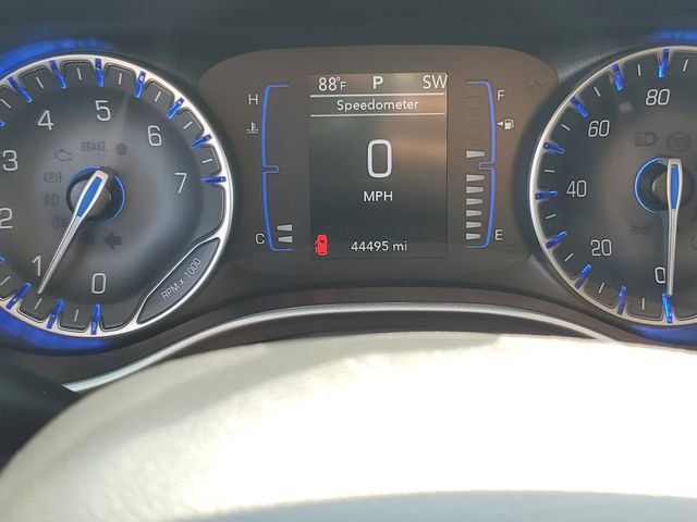 Used 2023 Chrysler Voyager LX FWD image 17