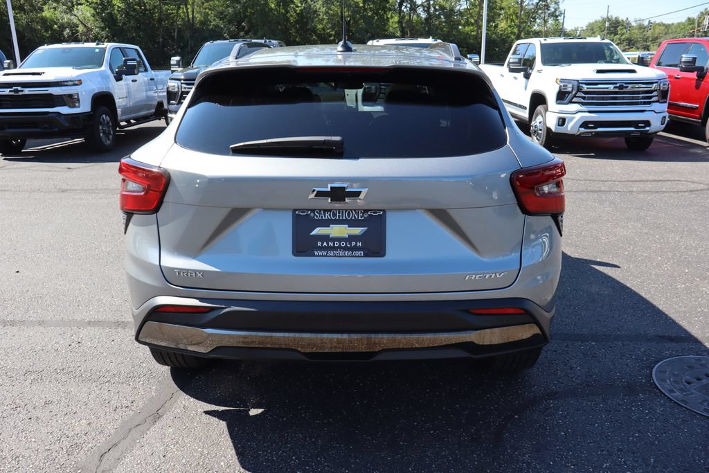 Used 2025 Chevrolet Trax ACTIV w/ Sunroof Package FWD image 34