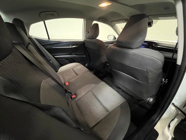 Used 2025 Toyota Camry LE image 12