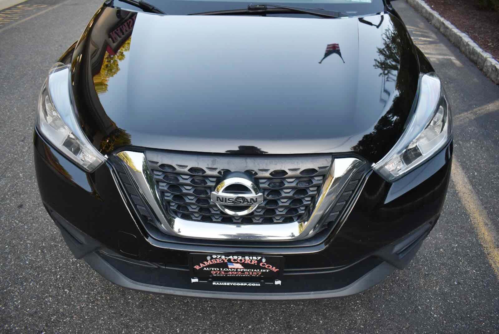 Used 2018 Nissan Kicks S FWD image 55
