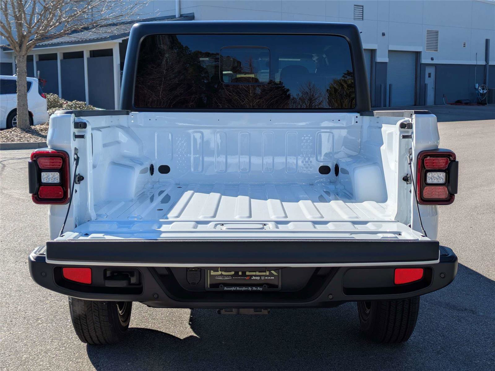 New 2026 Jeep Gladiator Sport image 13