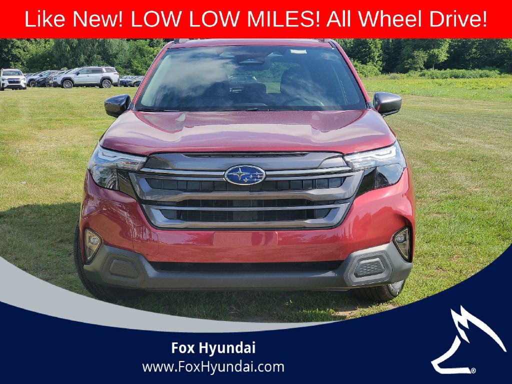 Used 2026 Subaru Forester Premium AWD/4WD image 2