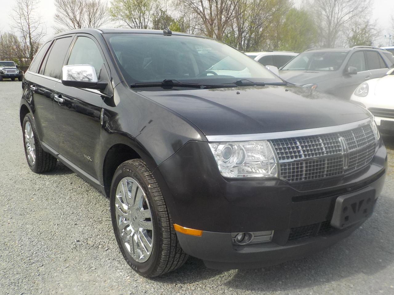 Used 2010 Lincoln MKX AWD image 7