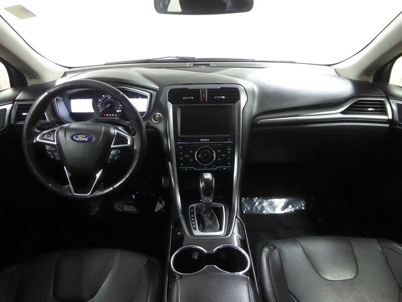 Used 2015 Ford Fusion Titanium AWD/4WD image 9