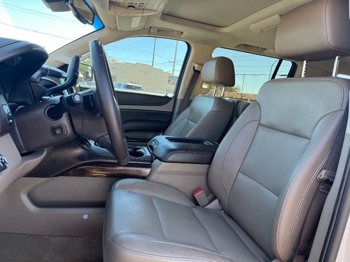 Used 2019 Chevrolet Suburban LT RWD image 26