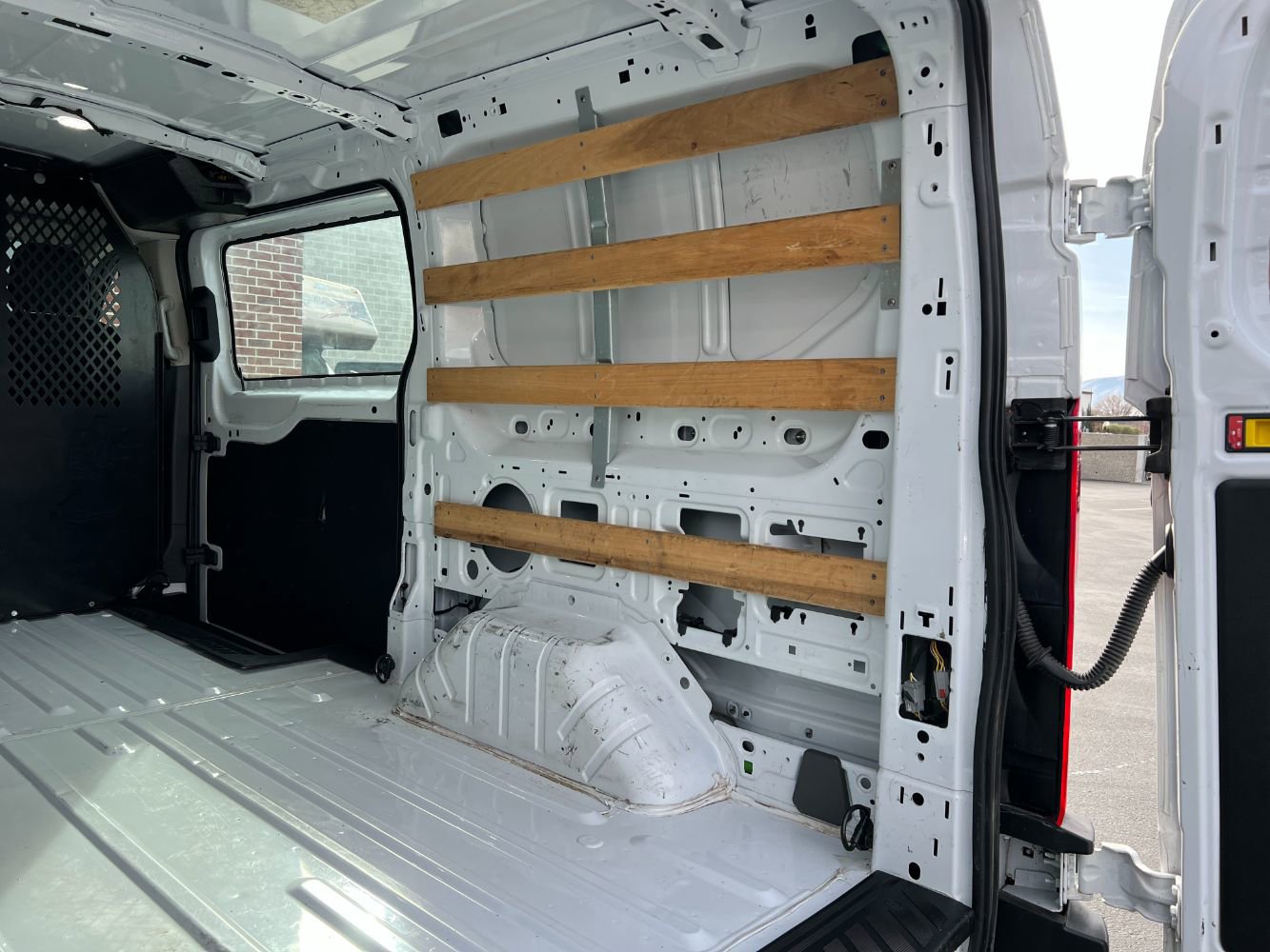 Used 2022 Ford Transit 250 Low Roof w/ Exterior Upgrade Package image 25