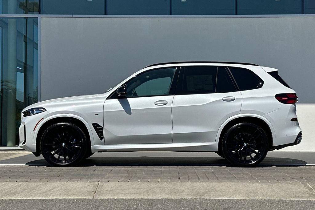 New 2026 BMW X5 M60i w/ Executive Package image 6