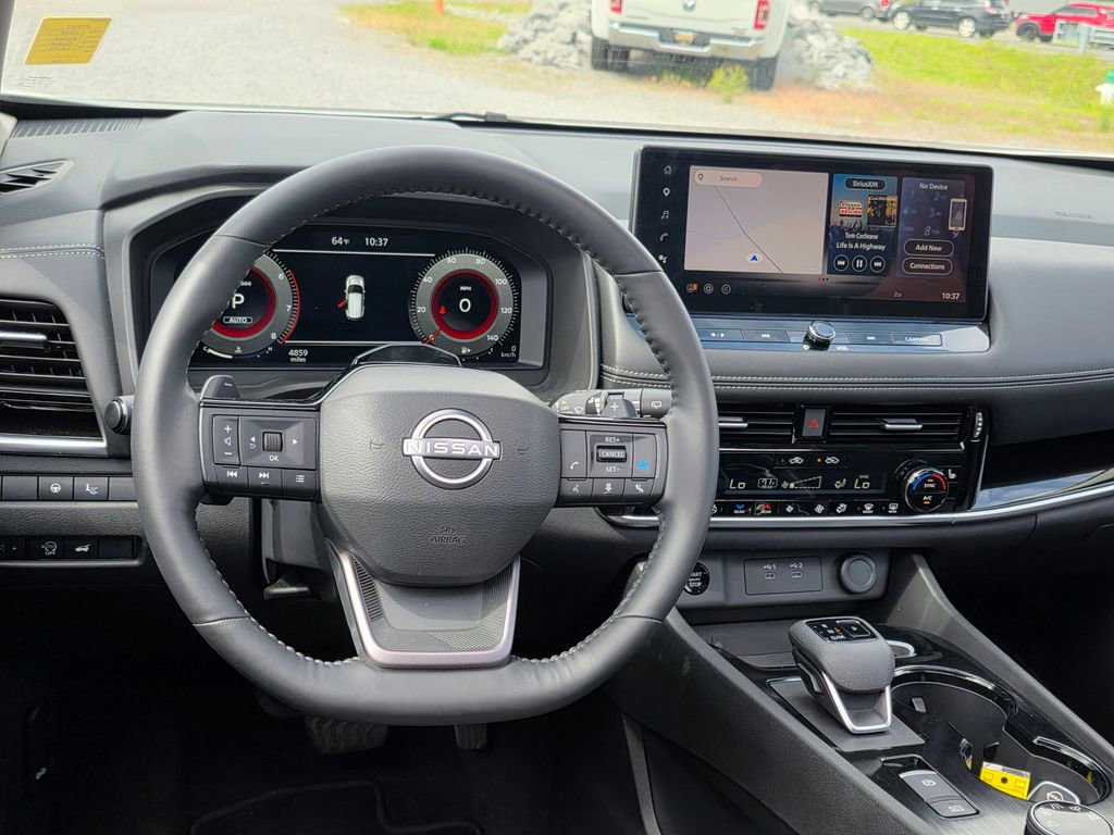 Used 2025 Nissan Rogue SL w/ Tech Package AWD/4WD image 37