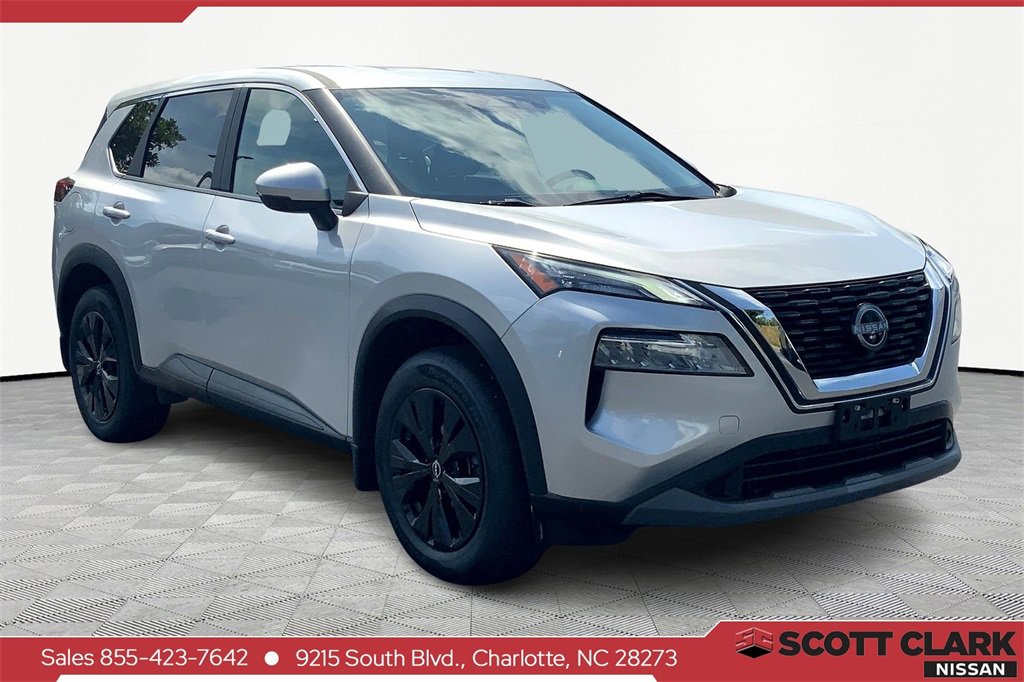 Used 2022 Nissan Rogue SV