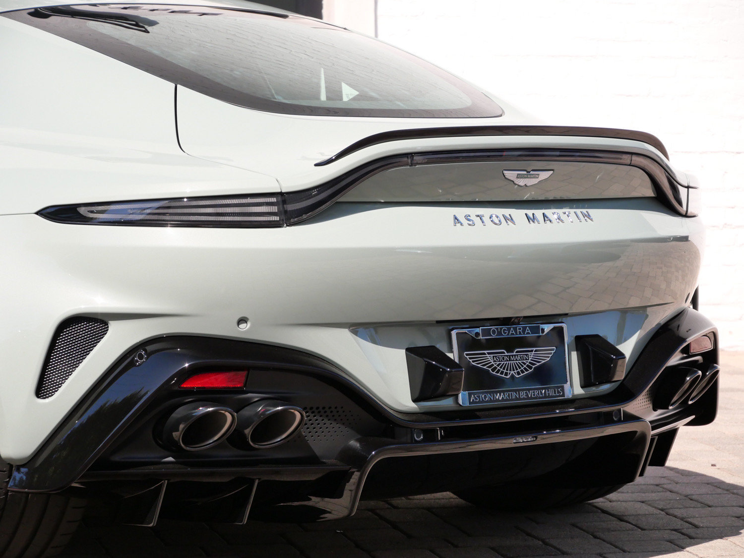 New 2026 Aston Martin V8 Vantage S RWD image 8