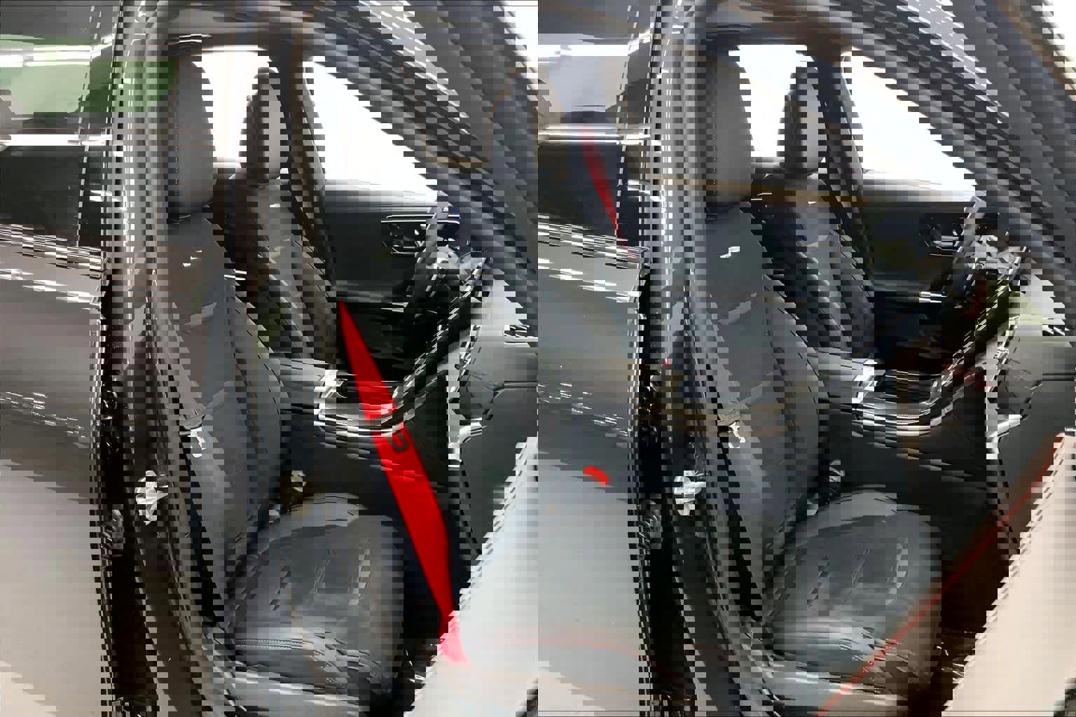 Used 2023 Mercedes-Benz C 43 AMG 4MATIC Sedan image 11