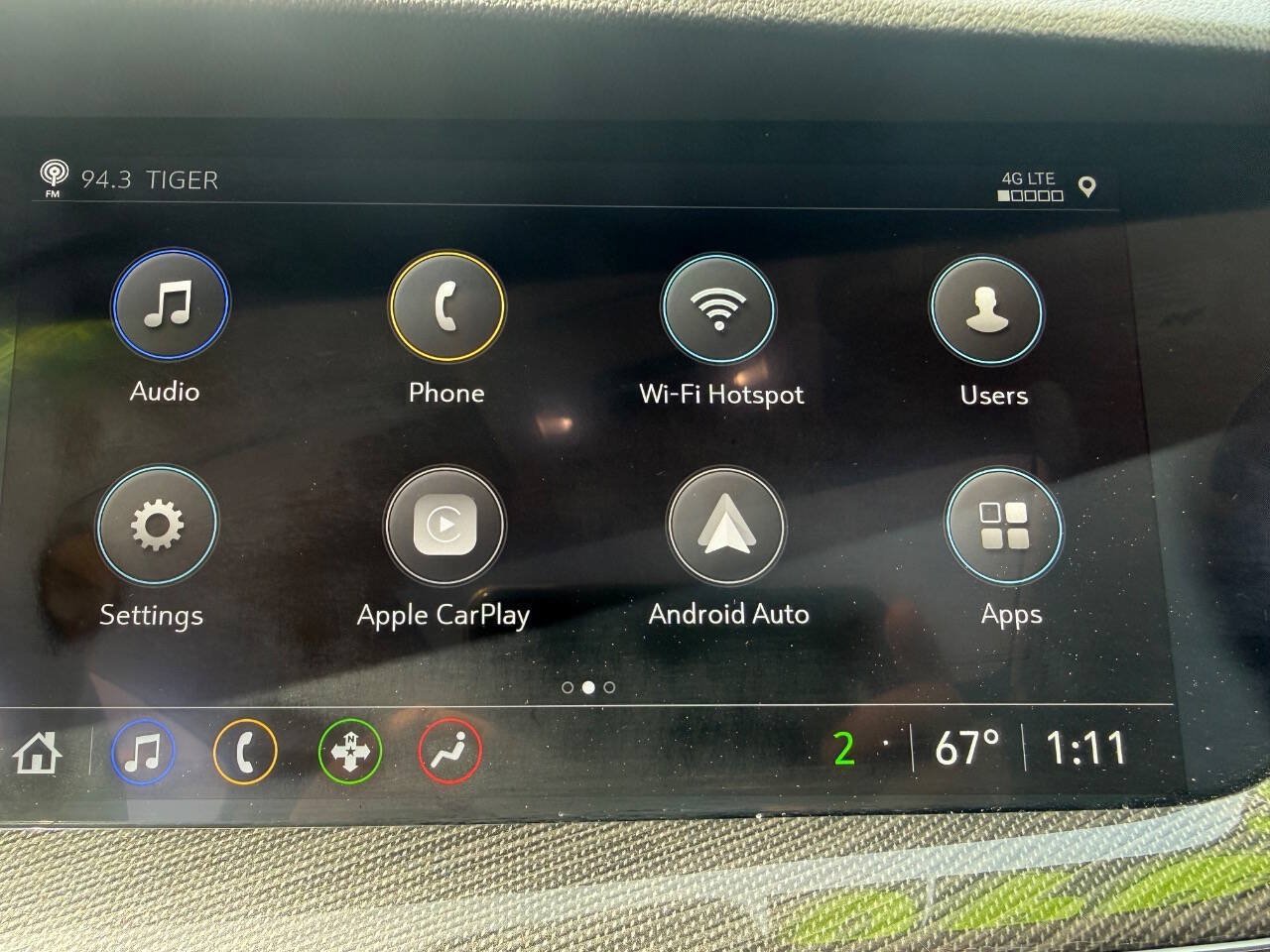 Used 2022 Buick Envision Essence w/ Sport Touring Package AWD/4WD image 25