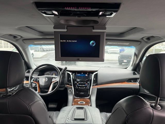 Used 2015 Cadillac Escalade Premium image 14