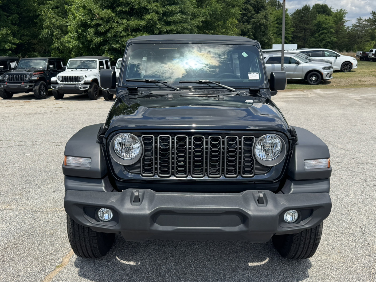 Certified 2025 Jeep Wrangler Unlimited Sport AWD/4WD image 2