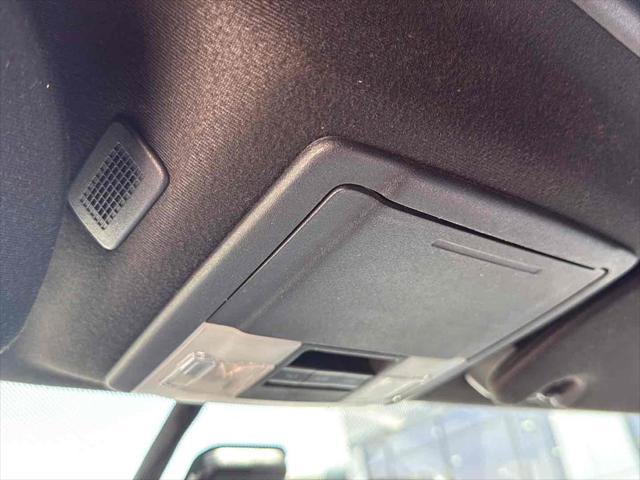 Used 2016 Ford Expedition EL Platinum image 27