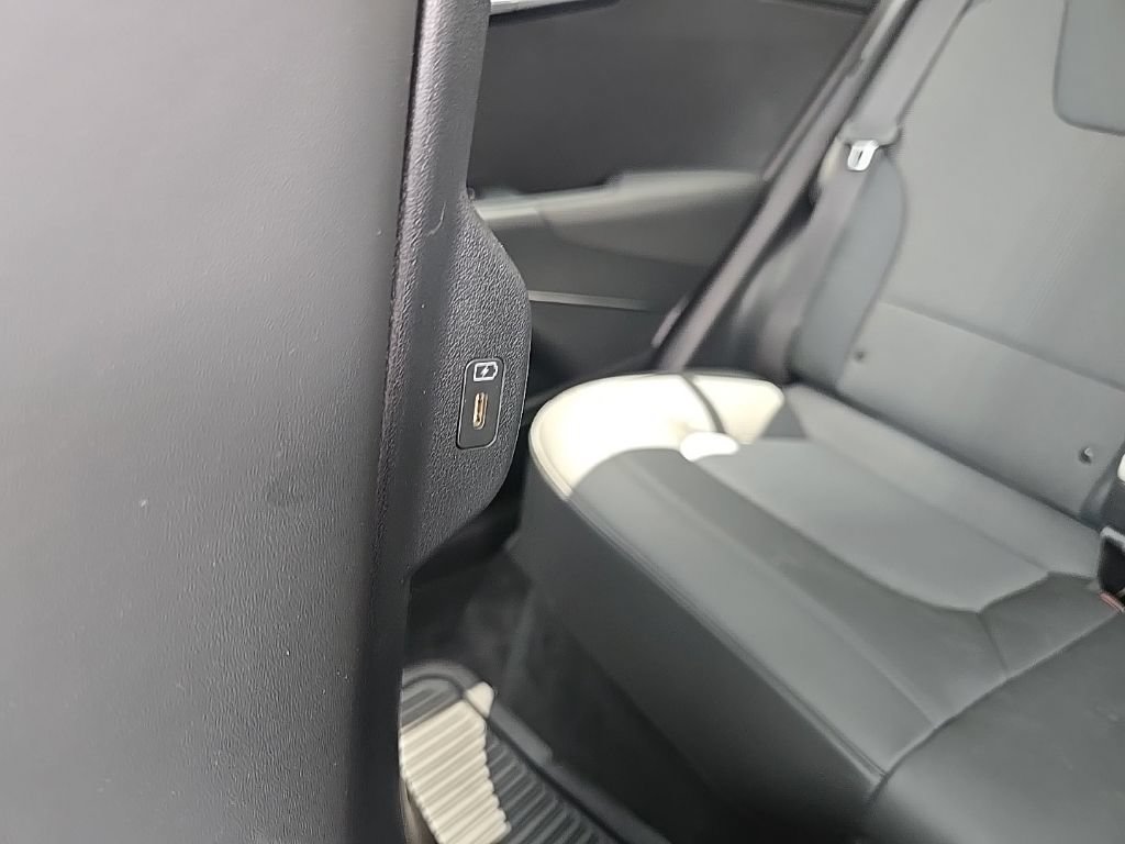 Used 2024 Kia Niro EX FWD image 39