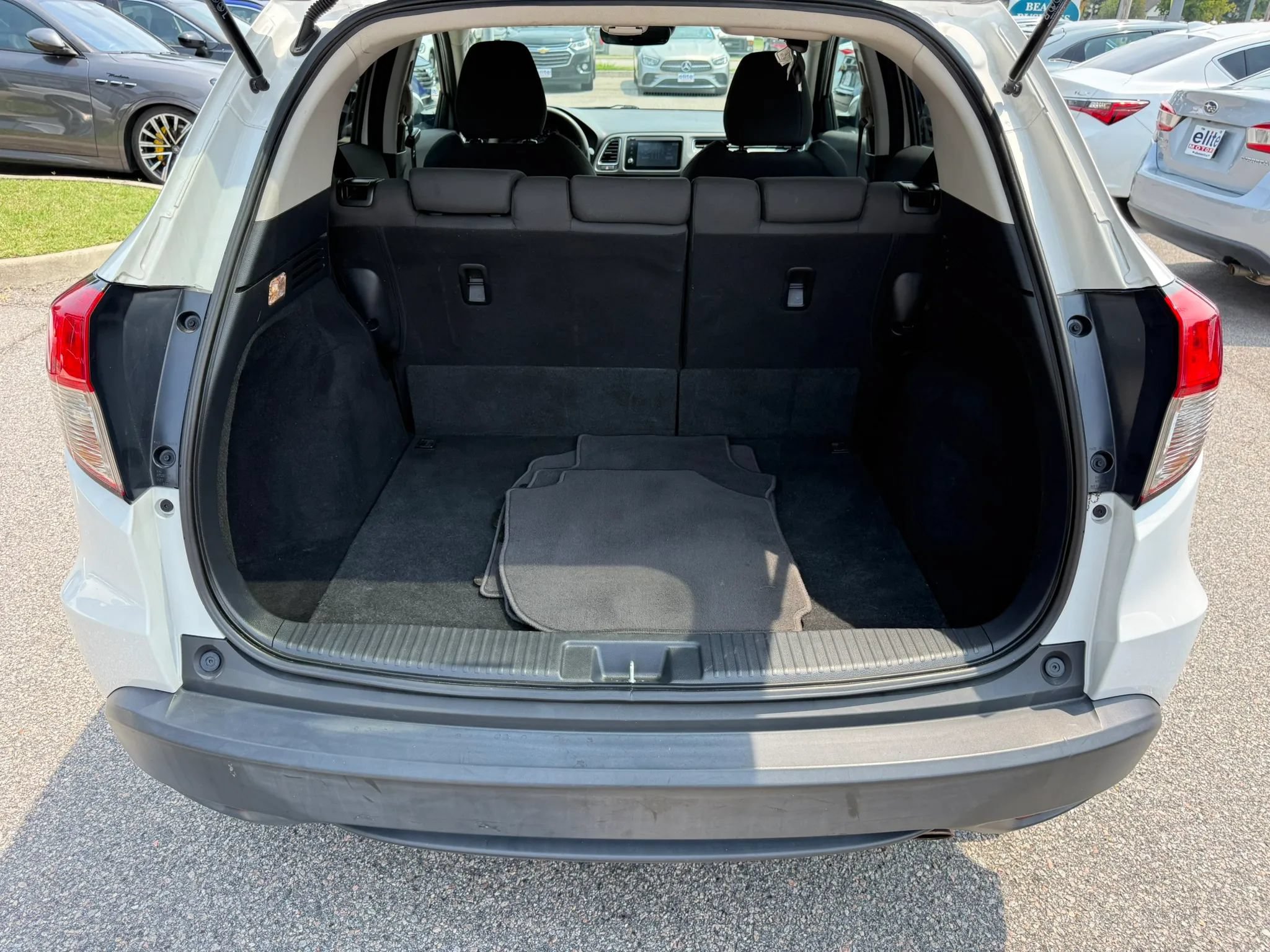 Used 2021 Honda HR-V EX image 31