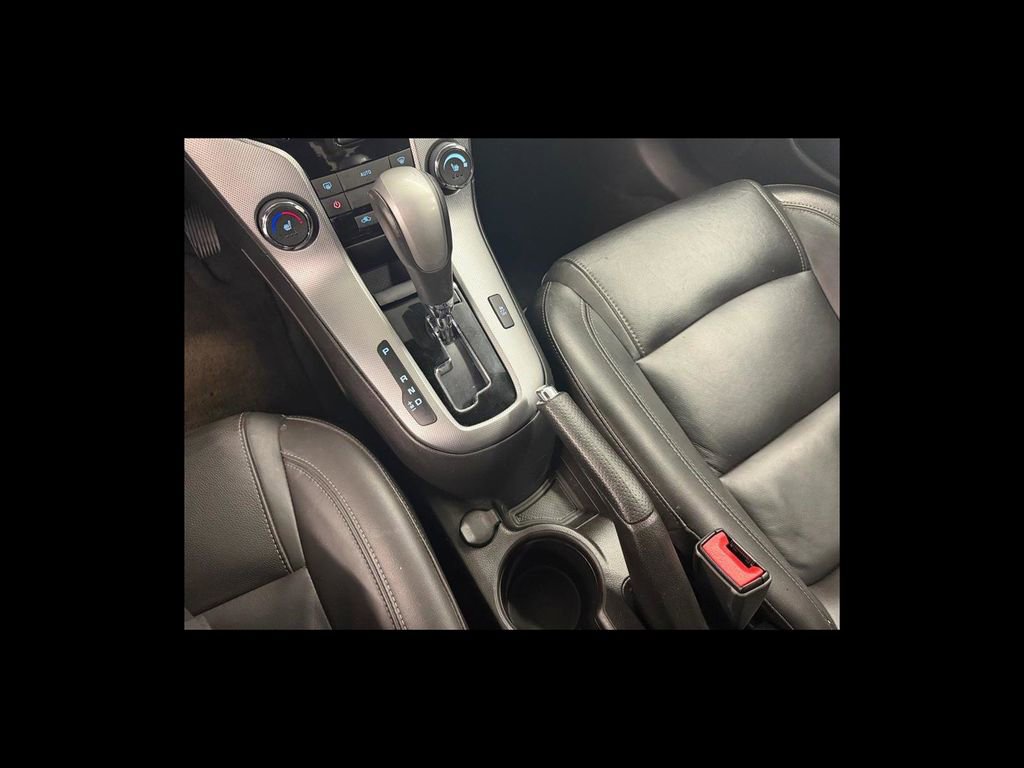 Used 2015 Chevrolet Cruze LTZ image 24