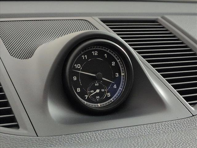 Certified 2025 Porsche Macan Turbo image 27