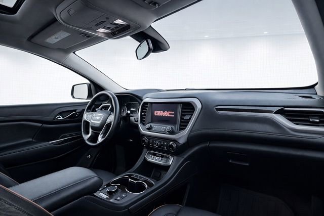 Used 2023 GMC Acadia AT4 w/ Technology Package image 21