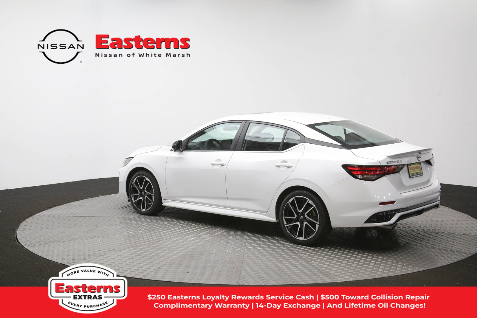 Used 2024 Nissan Sentra SR w/ SR Premium Package FWD image 63