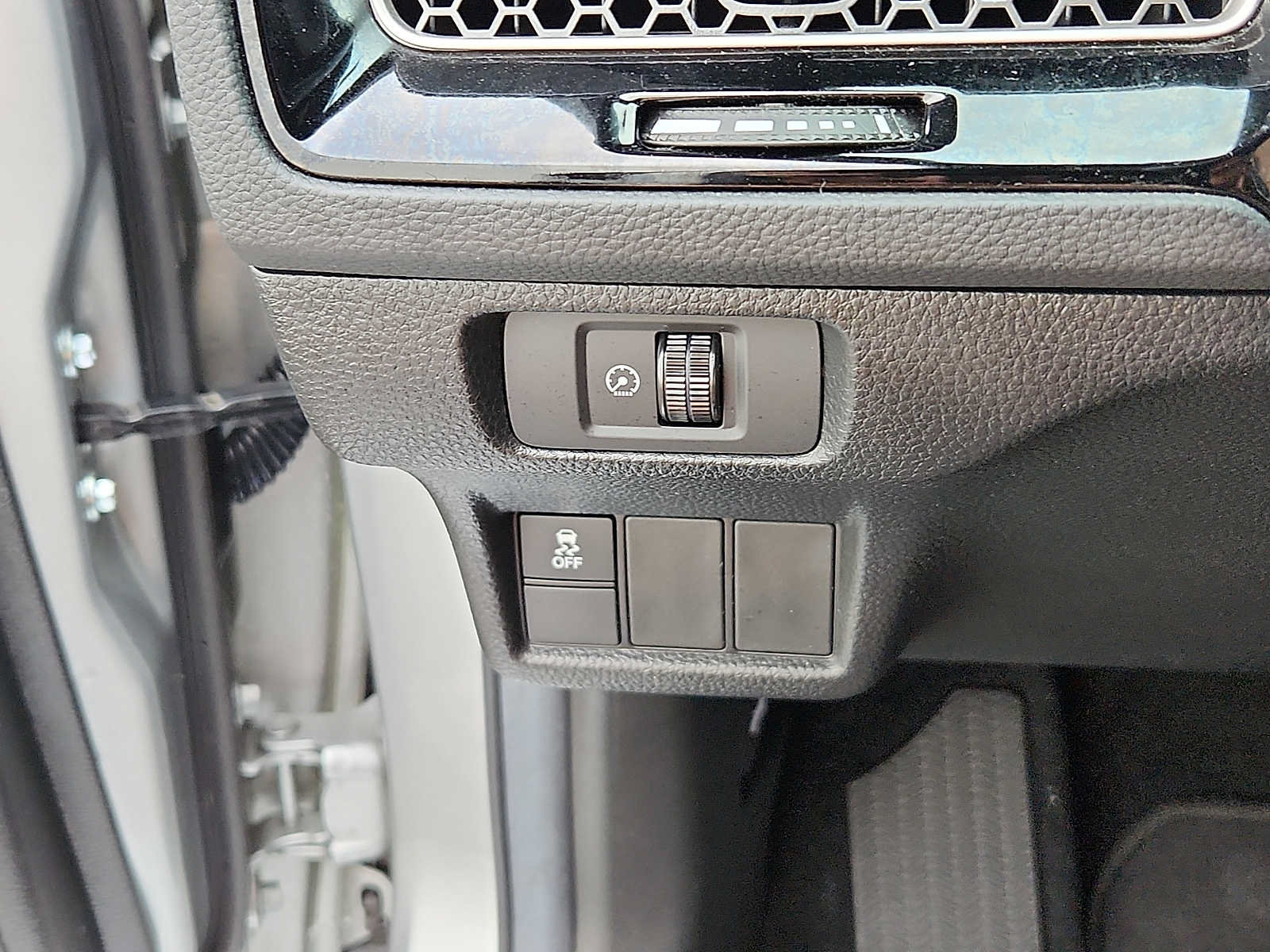 Used 2025 Honda Civic Sport image 25