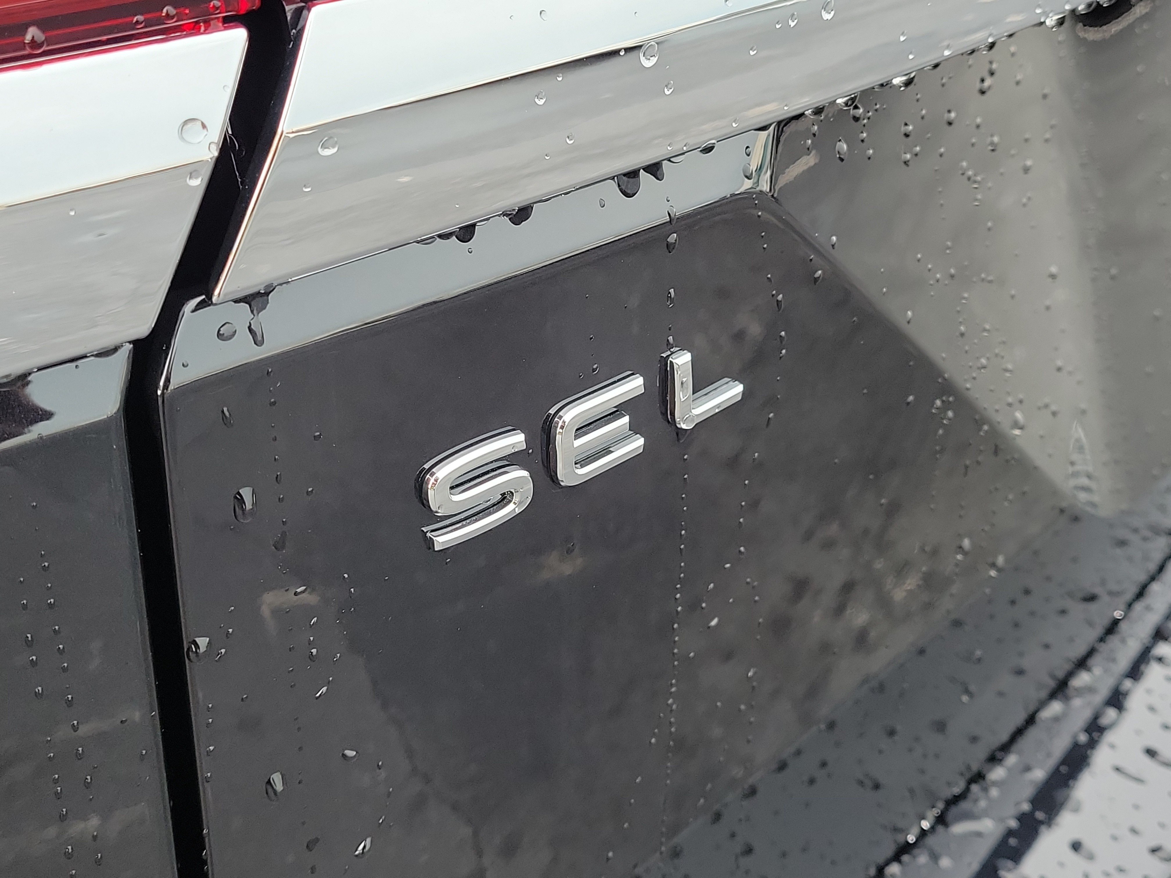 Used 2026 Volkswagen Atlas SEL Premium R-Line AWD/4WD image 5