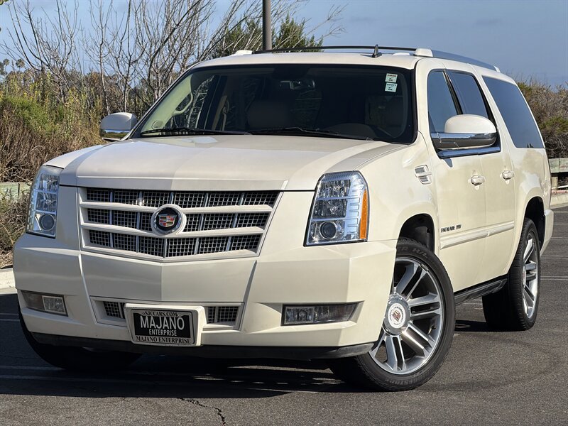 Used 2013 Cadillac Escalade ESV Premium AWD/4WD image 1