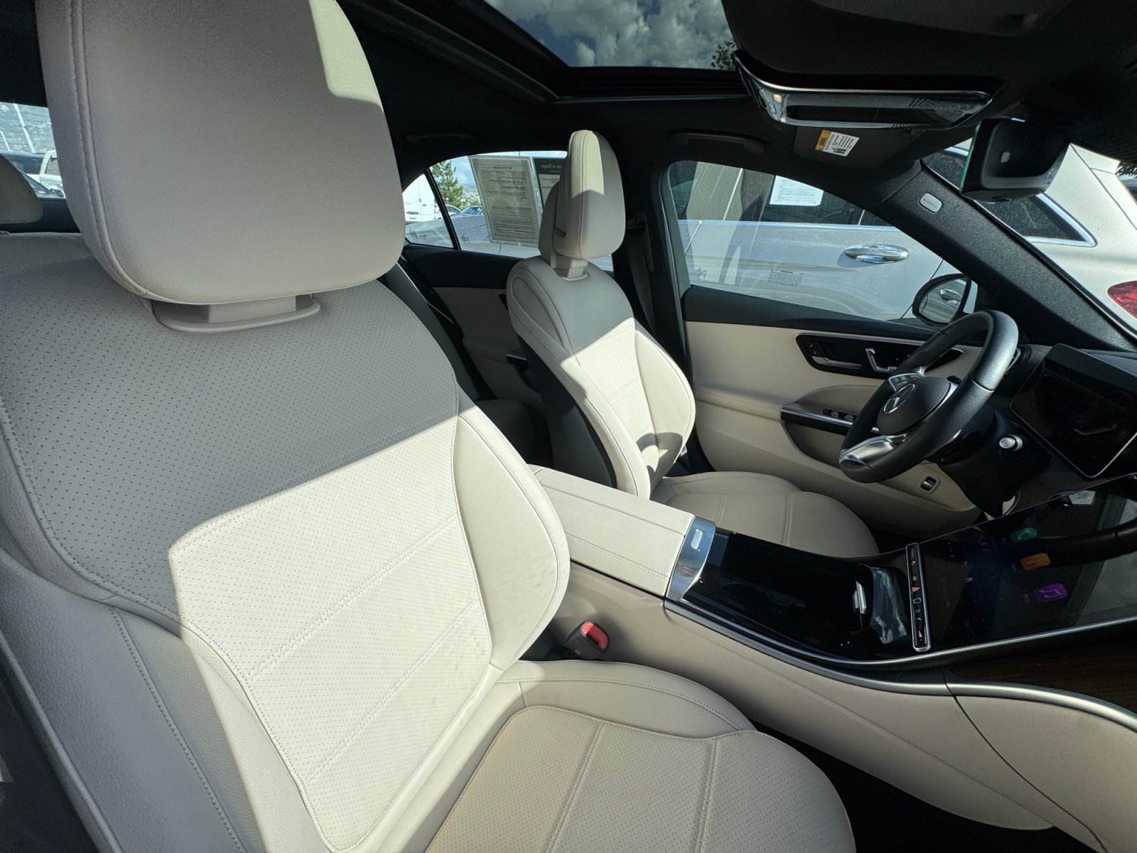 Certified 2025 Mercedes-Benz C 300 4MATIC Sedan image 17