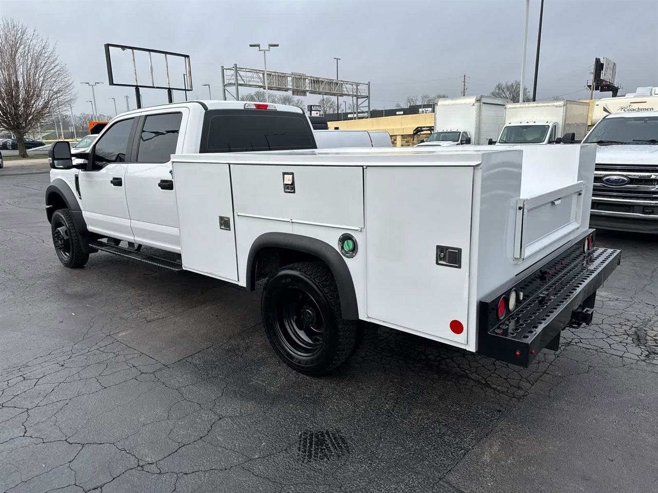 Used 2019 Ford F550 4x4 Crew Cab Super Duty image 6