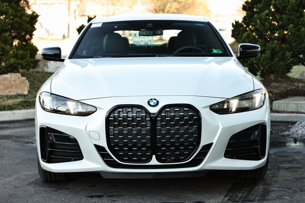 Used 2025 BMW 430i Coupe w/ M Sport Package RWD image 14