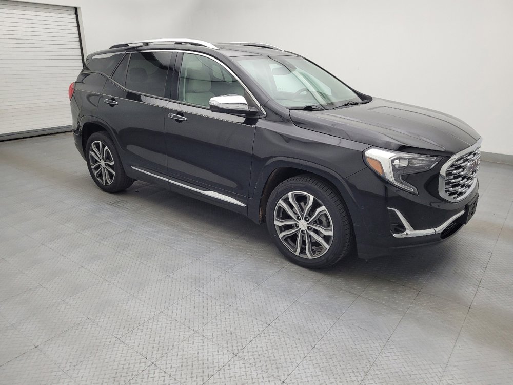 Used 2020 GMC Terrain Denali w/ Denali Premium Package FWD image 11