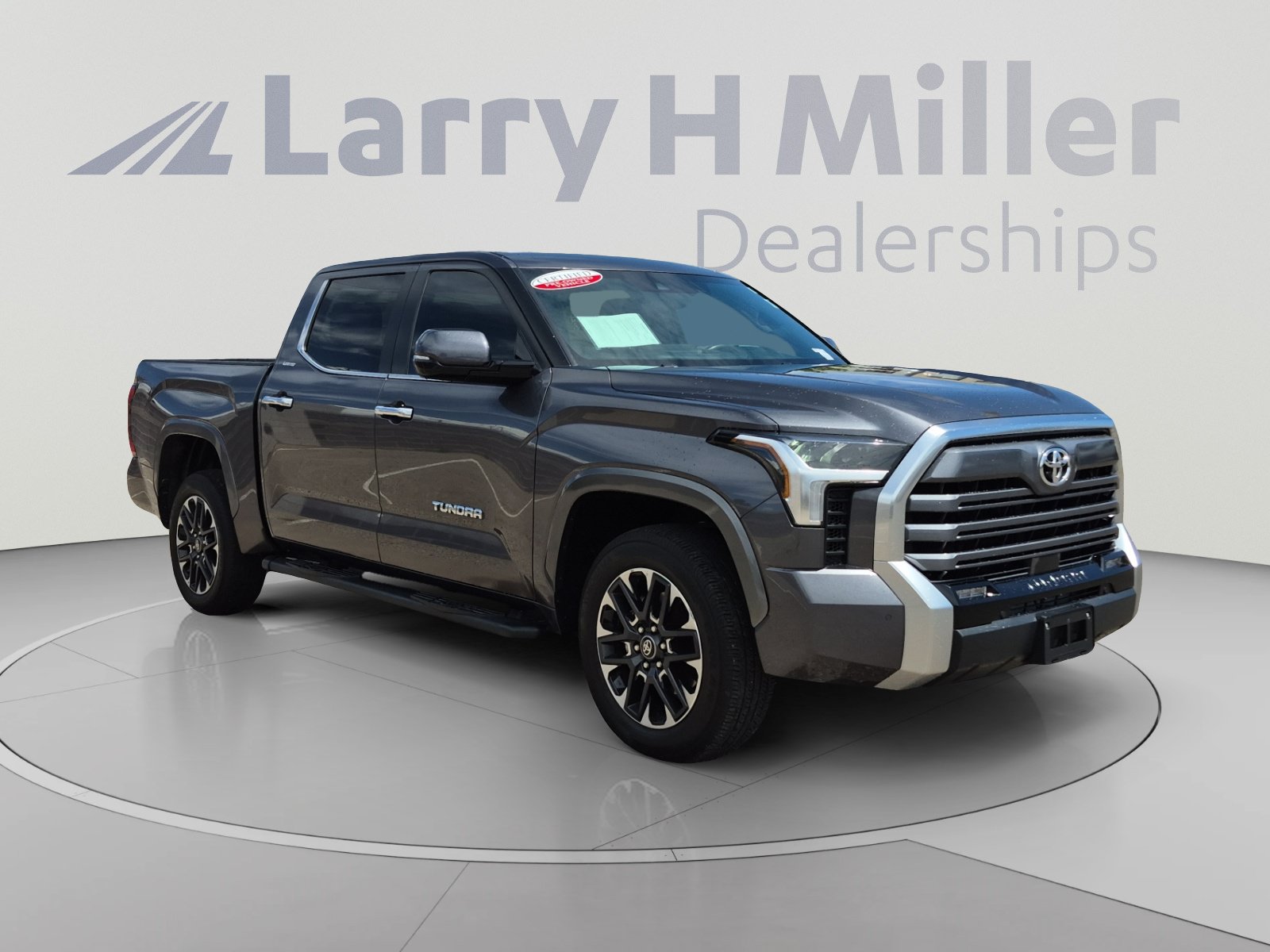 Certified 2025 Toyota Tundra Limited AWD/4WD image 7
