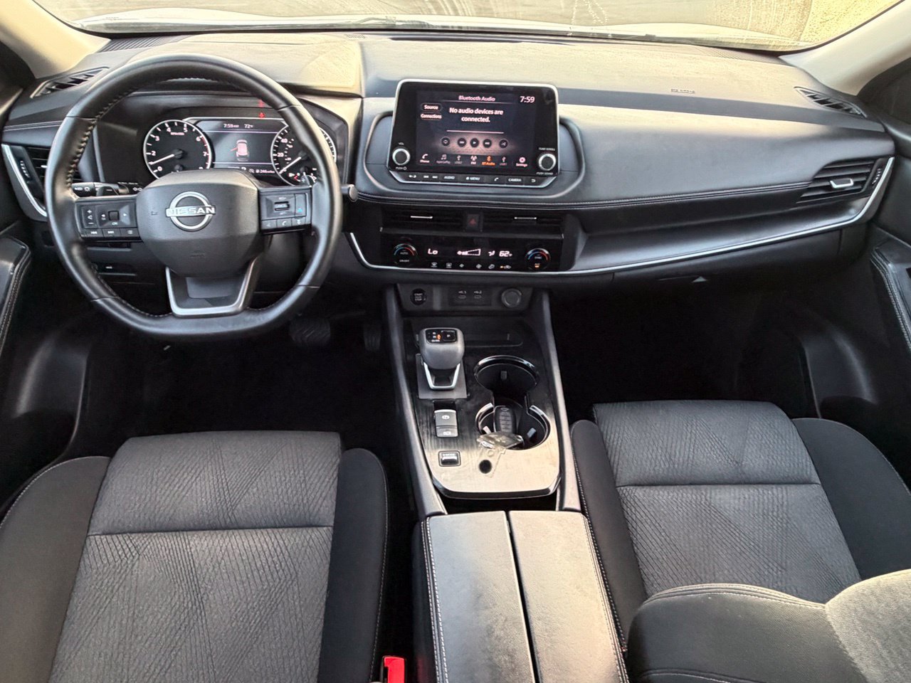 Certified 2025 Nissan Rogue SV FWD image 7