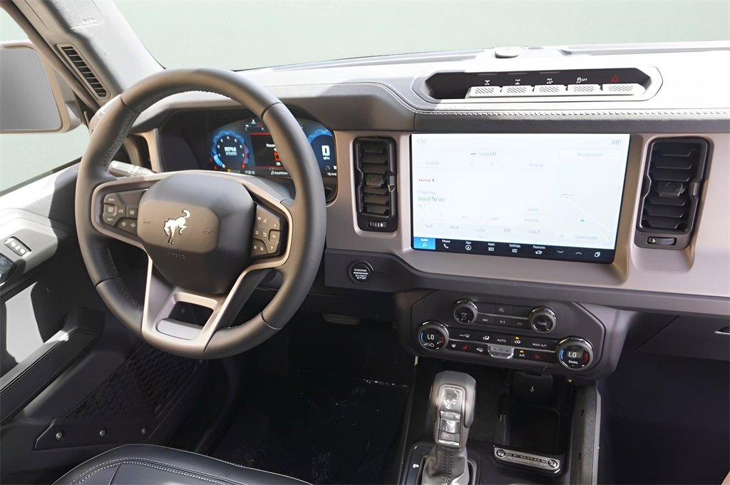 New 2025 Ford Bronco Outer Banks image 11