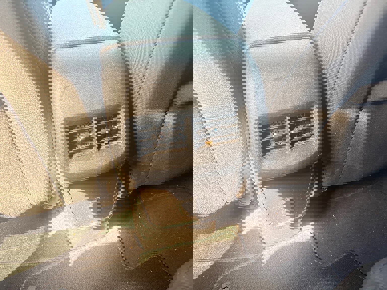 Used 2018 Chevrolet Equinox LT image 24