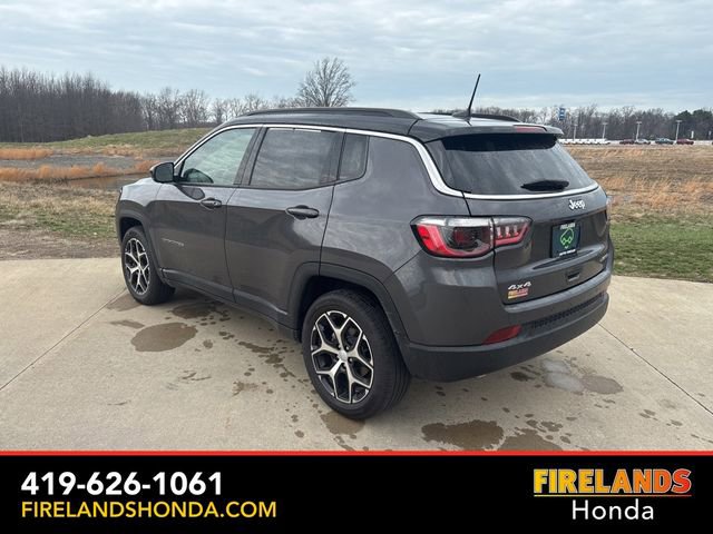 Used 2024 Jeep Compass Limited AWD/4WD image 7