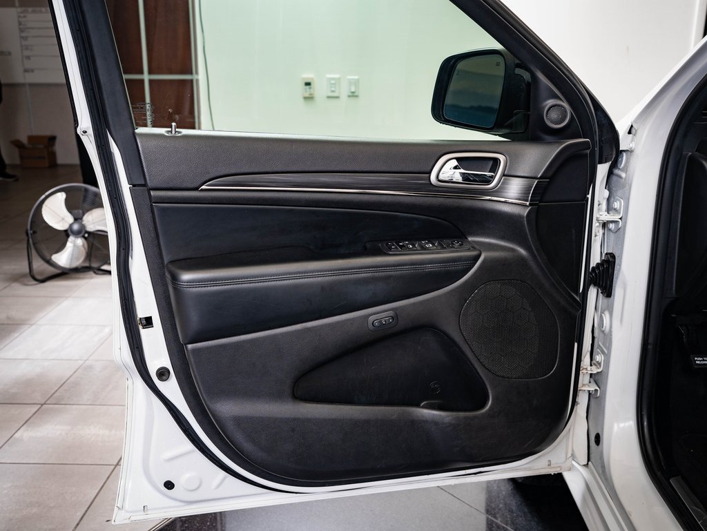 Used 2020 Jeep Grand Cherokee Limited X image 22