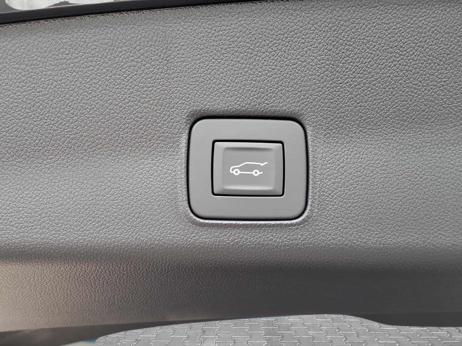New 2026 Chevrolet TrailBlazer LT w/ Convenience Package FWD image 10