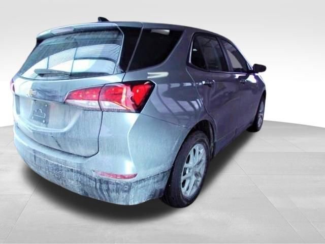 Certified 2024 Chevrolet Equinox LS w/ Driver Confidence II Package image 4