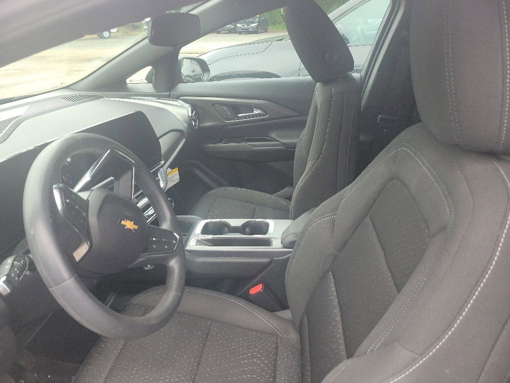 Used 2025 Chevrolet Equinox EV LT FWD image 22