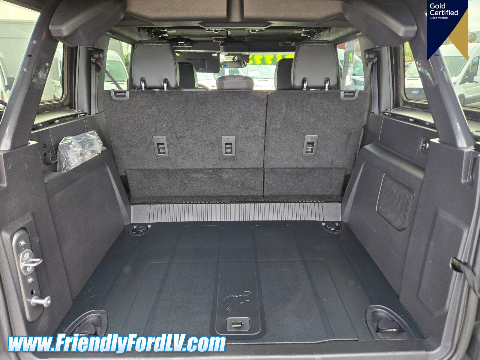 Certified 2023 Ford Bronco Black Diamond w/ Sasquatch Package image 11