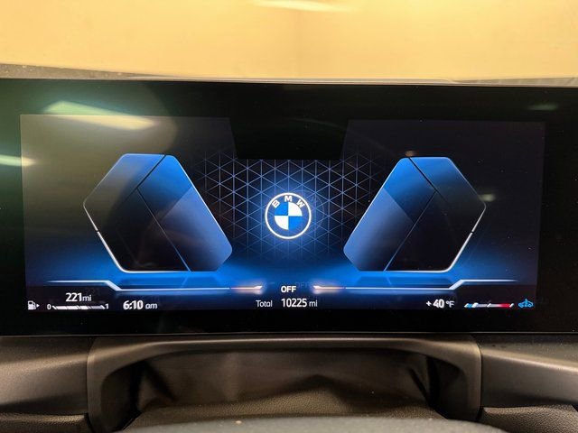 Used 2023 BMW 230i 230i w/ Premium Package image 11