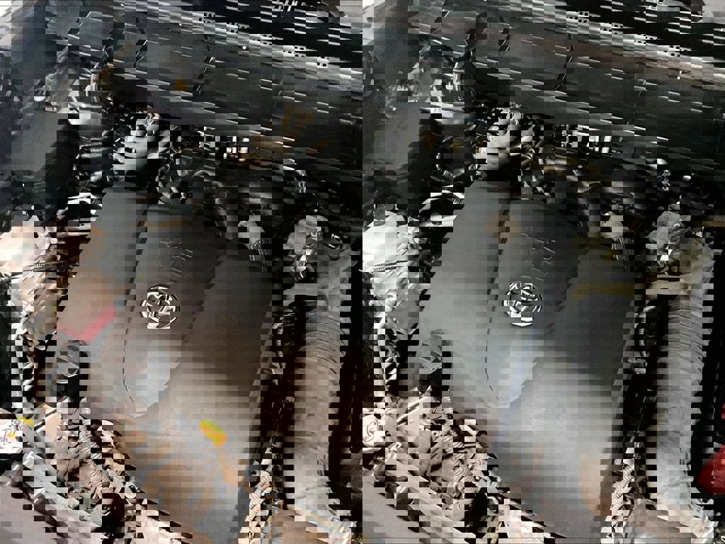 Used 2021 Toyota Highlander XLE image 34