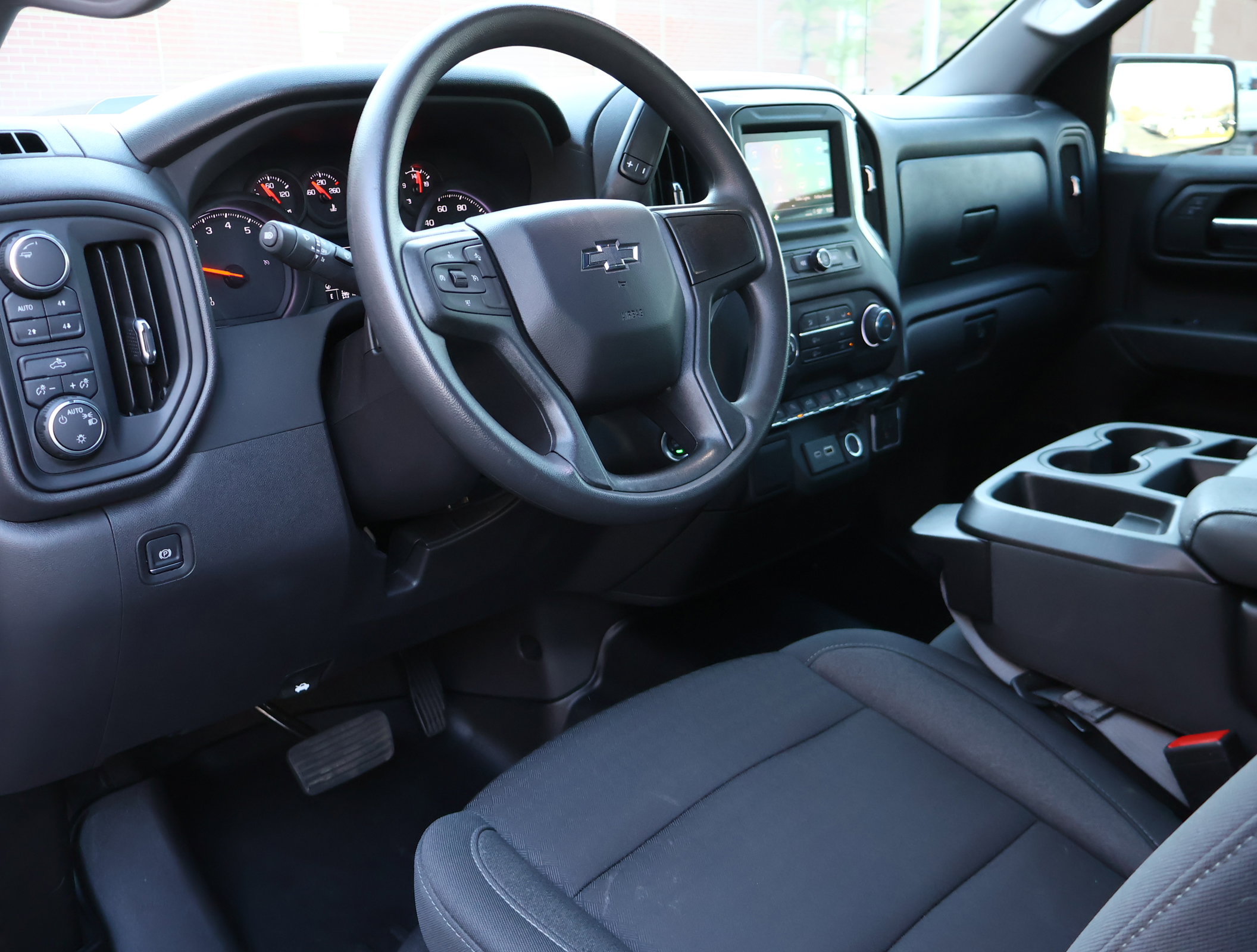 Used 2024 Chevrolet Silverado 1500 Custom Trail Boss image 3