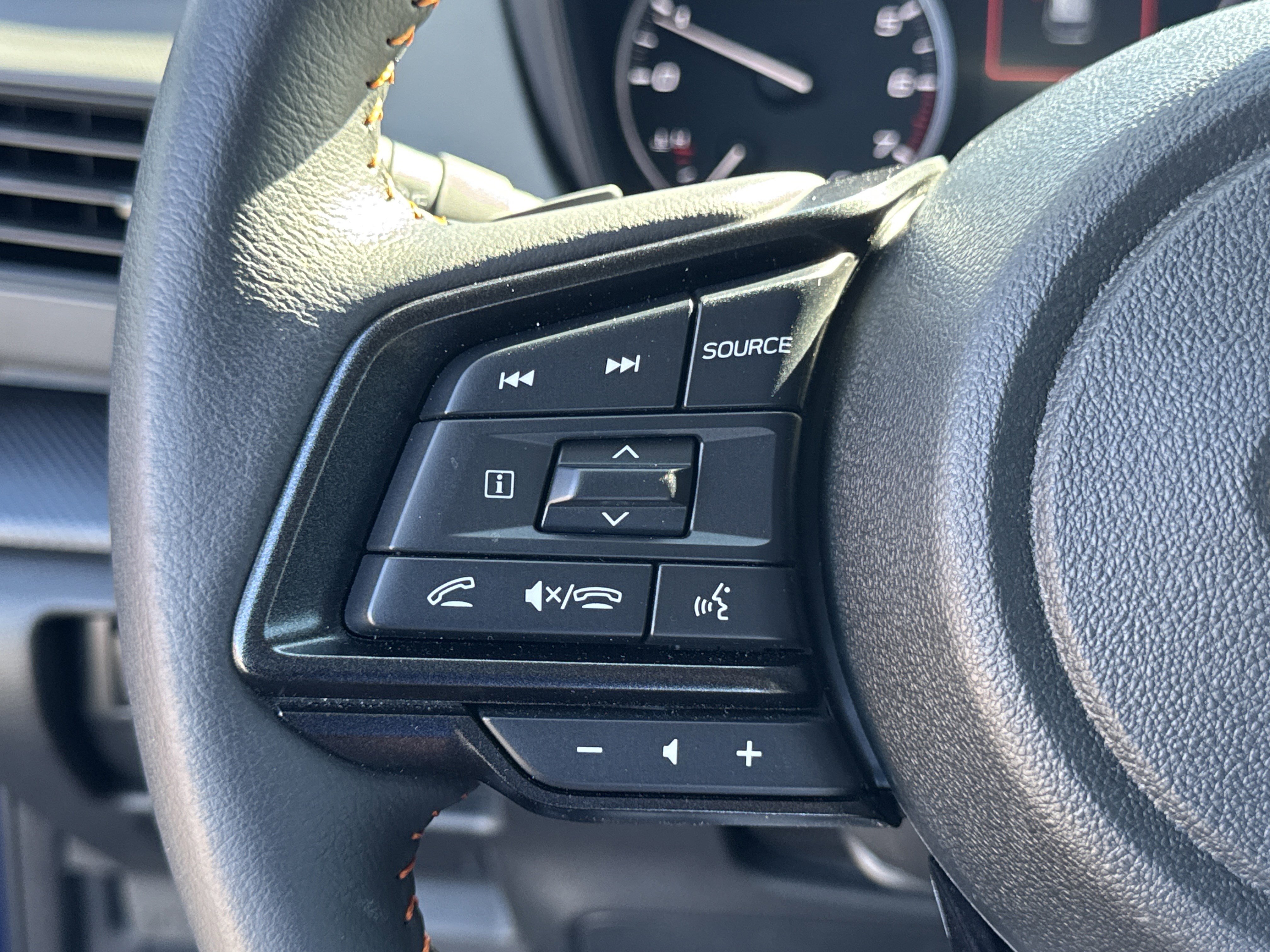 Certified 2025 Subaru Crosstrek 2.5i Limited w/ Popular Package #3A image 15