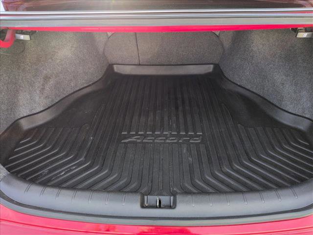 Used 2017 Honda Accord Sport image 6