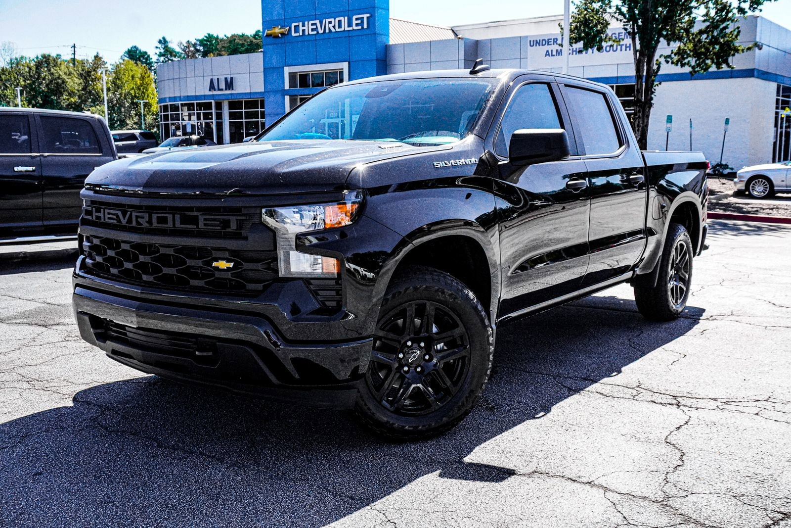New 2026 Chevrolet Silverado 1500 Custom w/ Turbomax Blackout Package