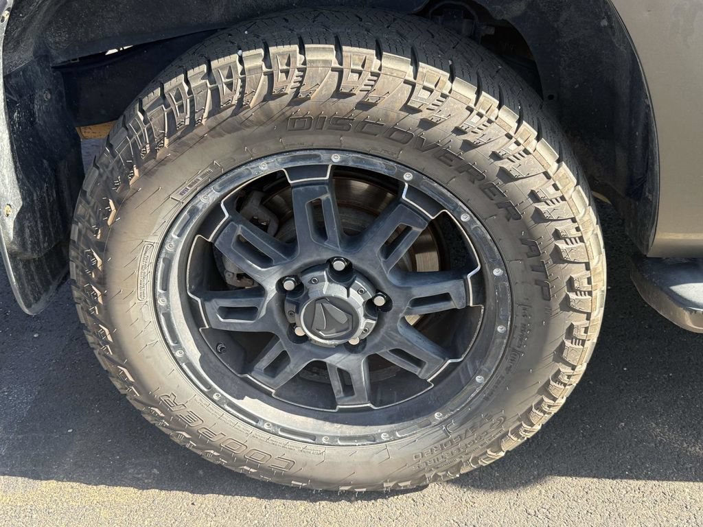 Used 2015 Toyota Sequoia Limited AWD/4WD image 8